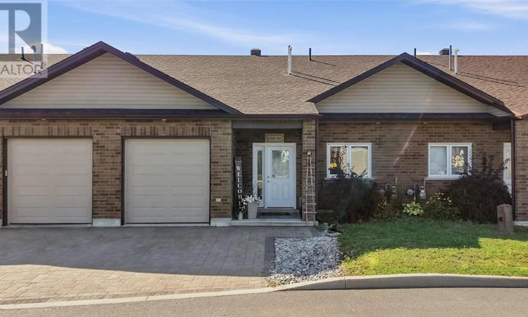 D11-2512 Parkview Drive