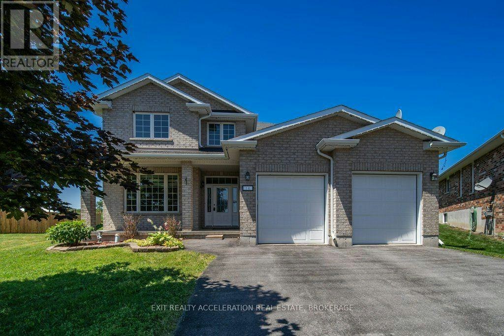 14 Ashwood Crescent, Greater Napanee, ON, K7R 3L1 - 3