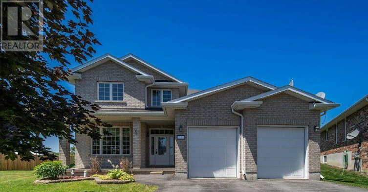 14 Ashwood Crescent, Greater Napanee, ON, K7R 3L1 - 3