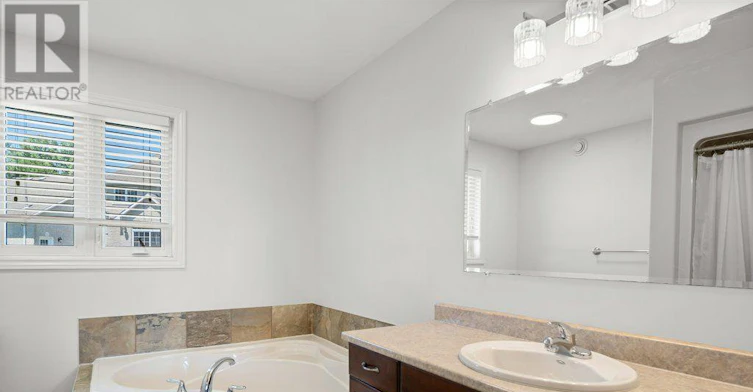 14 Ashwood Crescent, Greater Napanee, ON, K7R 3L1 - 25