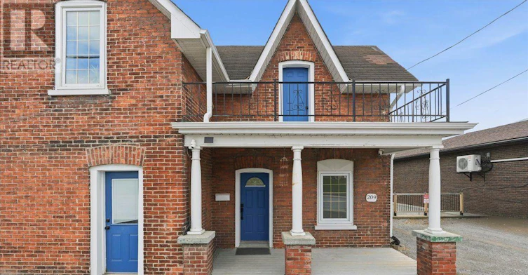 209 Dundas St. E Street, Quinte West, ON, K8V 1M1 - 2