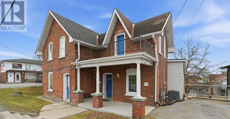 209 Dundas St. E Street, Quinte West, ON, K8V 1M1