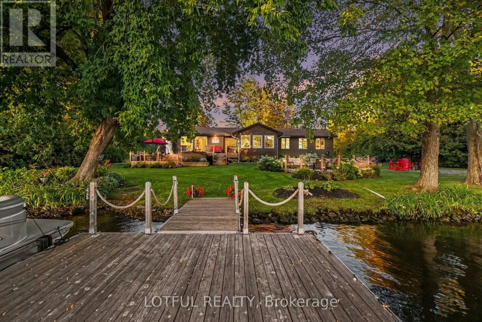 2420 Pine Avenue, Manotick, ON, K4M 1B4