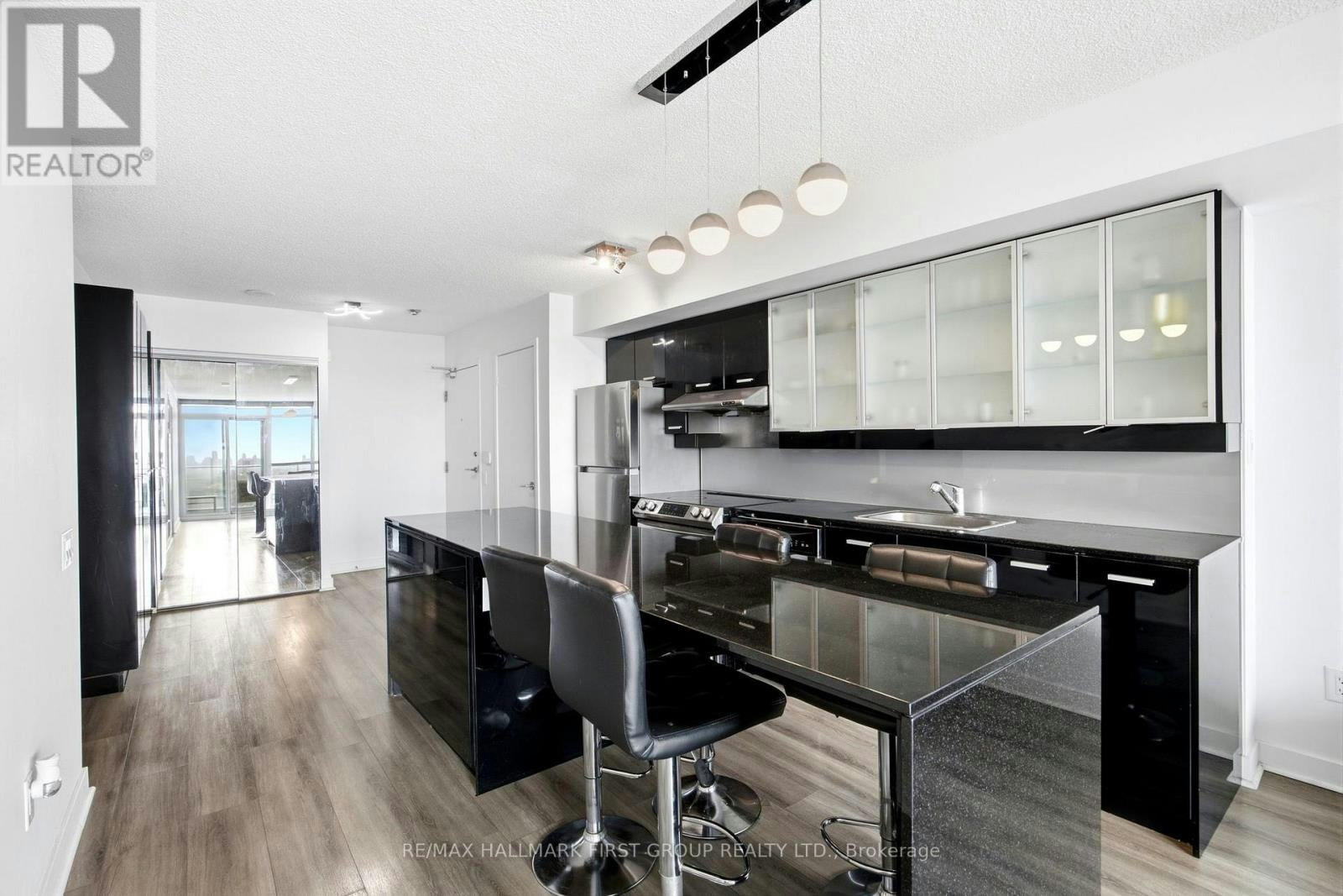 1615-29 Singer Court, Toronto, ON, M2K 0B3 - 16