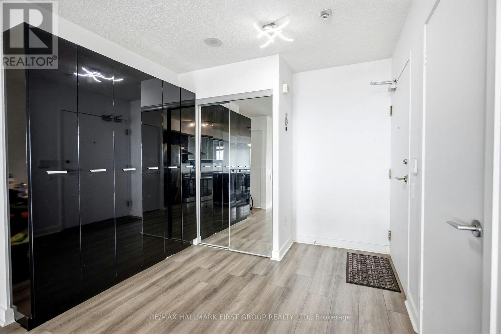 1615-29 Singer Court, Toronto, ON, M2K 0B3 - 4