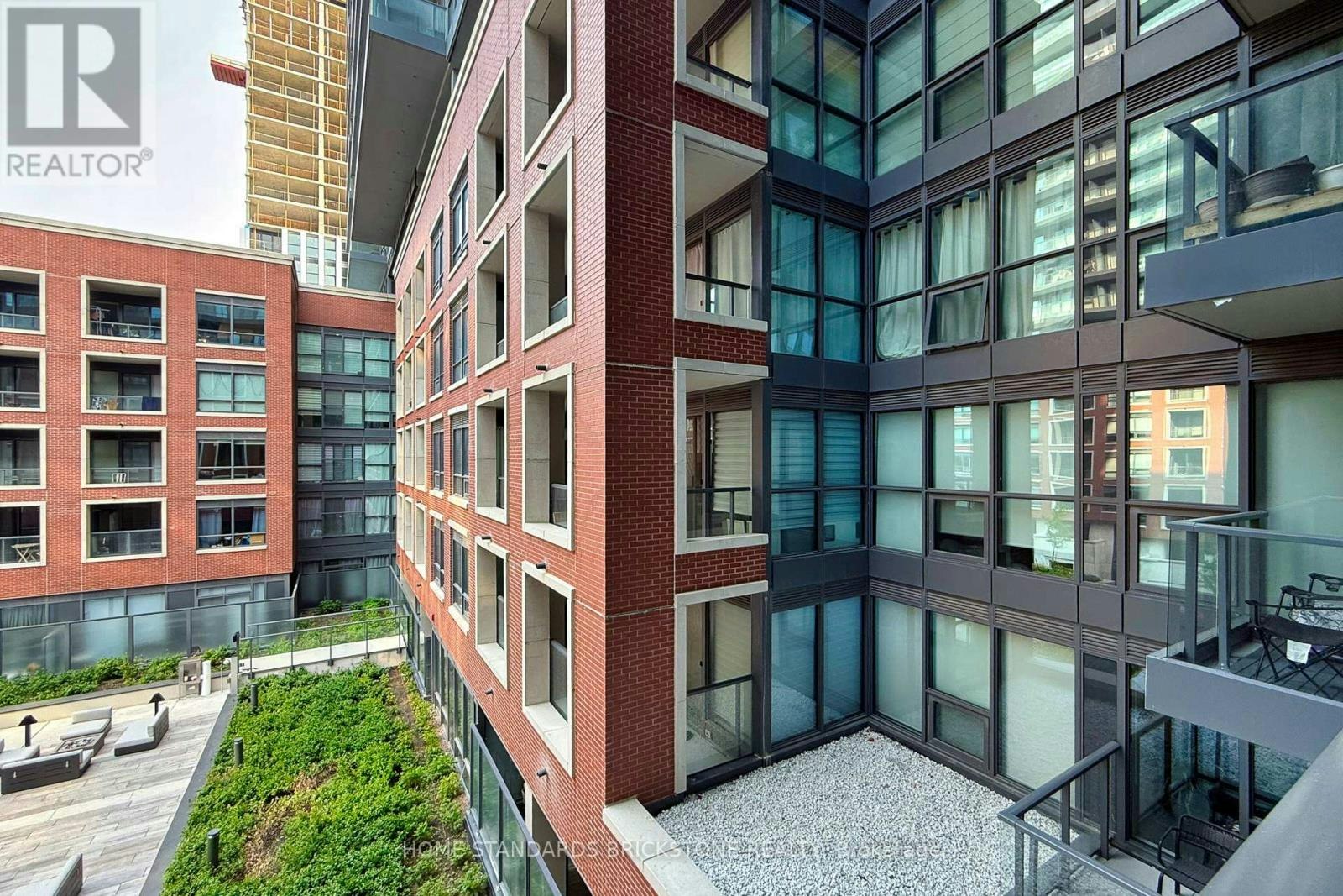 429-33 Frederick Todd Way, Toronto, ON, M4G 0C9 - 19