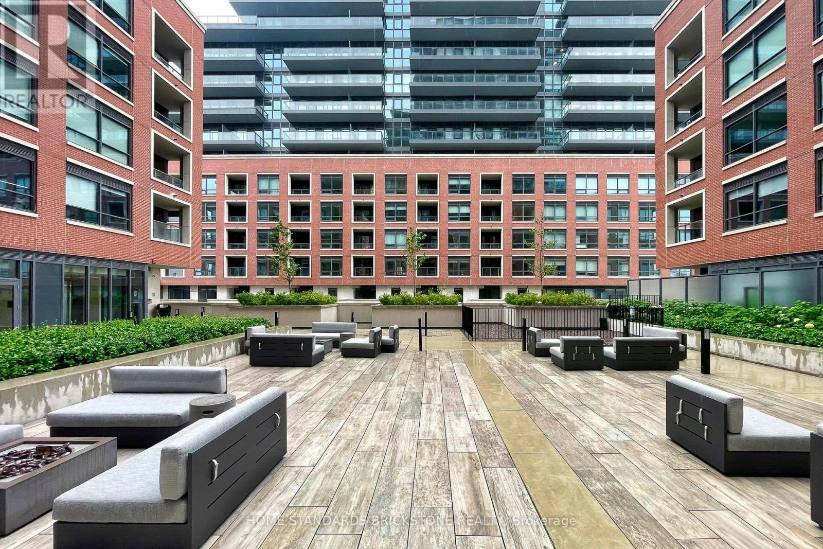 429-33 Frederick Todd Way, Toronto, ON, M4G 0C9 - 23