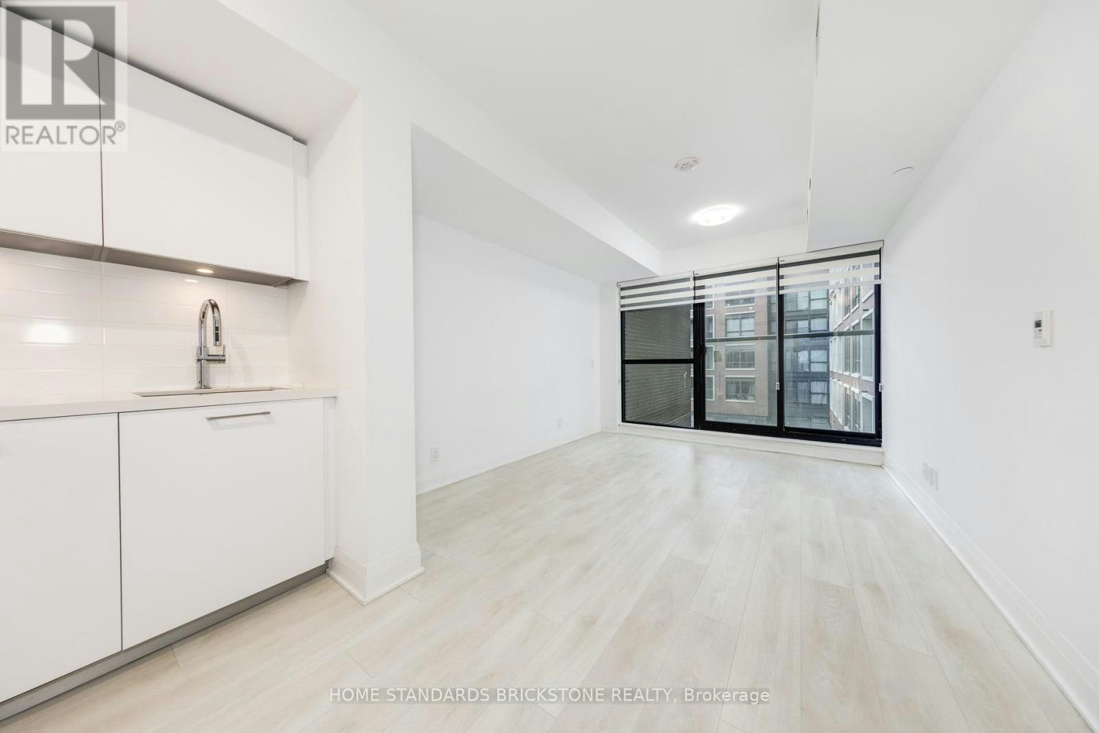 429-33 Frederick Todd Way, Toronto, ON, M4G 0C9 - 11