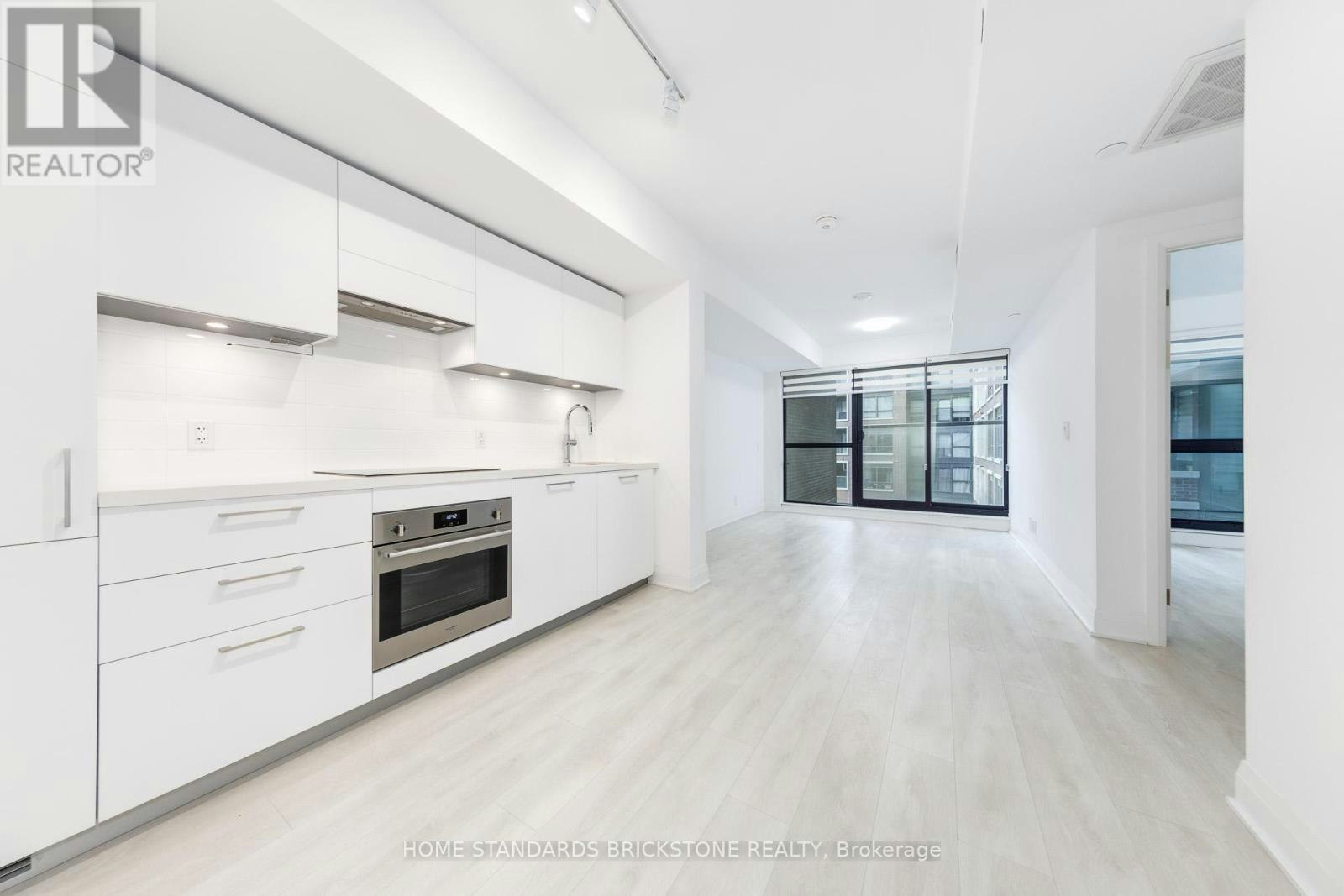 429-33 Frederick Todd Way, Toronto, ON, M4G 0C9 - 9