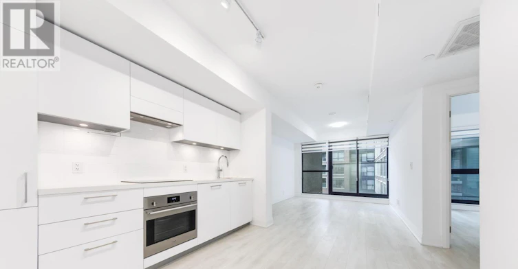 429-33 Frederick Todd Way, Toronto, ON, M4G 0C9 - 9
