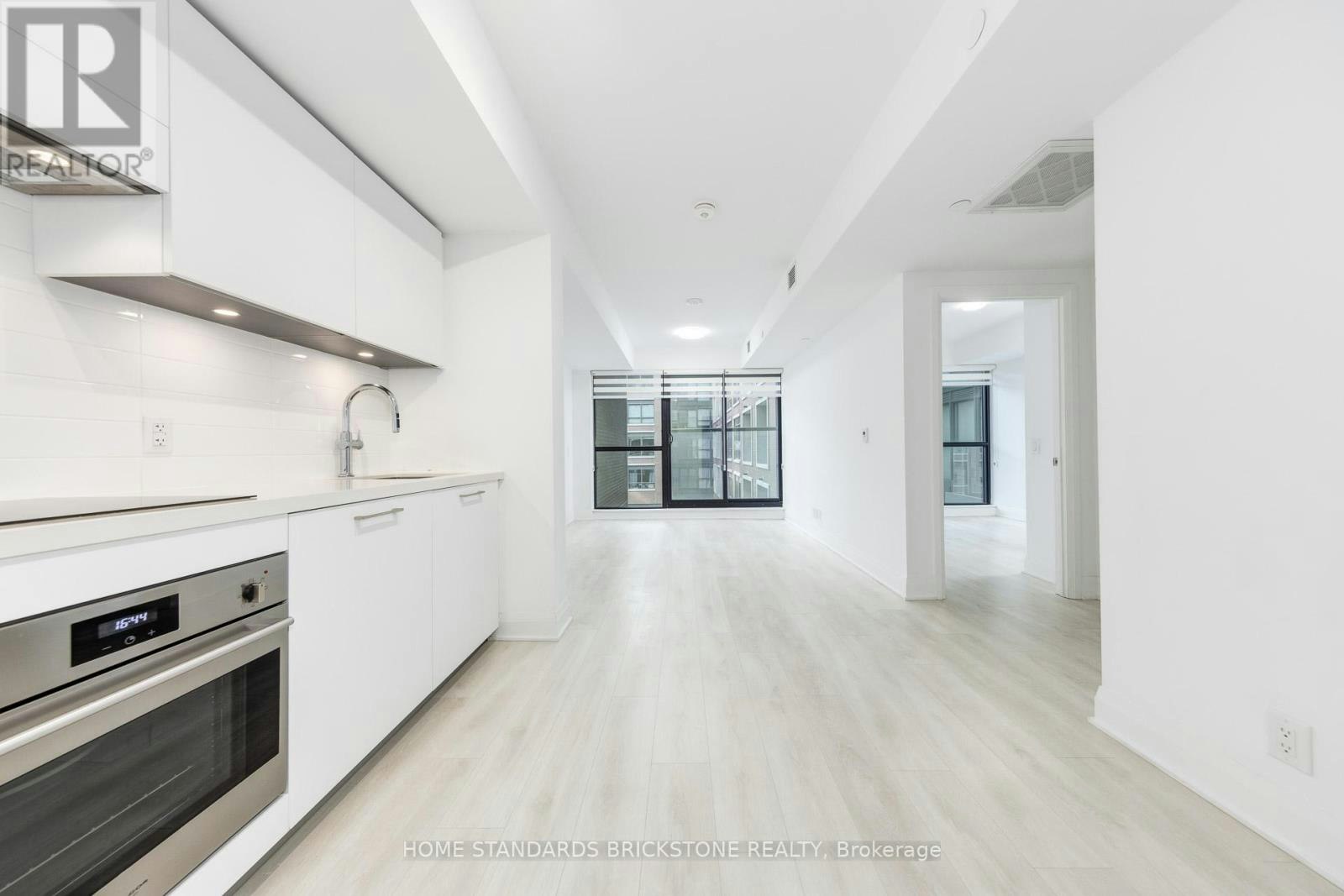 429-33 Frederick Todd Way, Toronto, ON, M4G 0C9 - 10