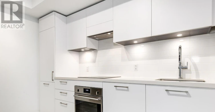 429-33 Frederick Todd Way, Toronto, ON, M4G 0C9 - 6