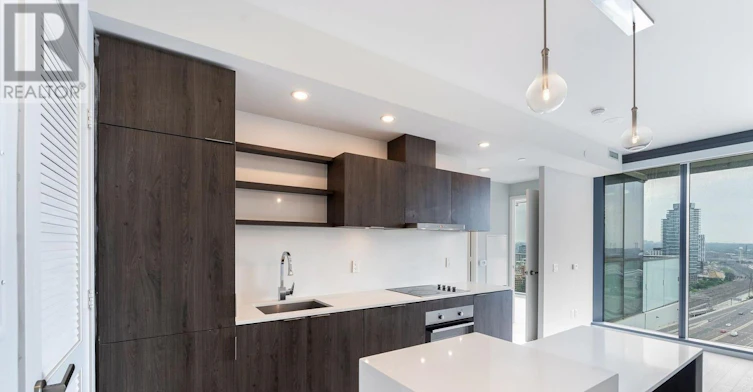 2007-16 Bonnycastle Street, Toronto, ON, M5C 0C9 - 4
