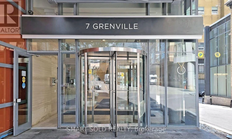 3211-7 Grenville Street