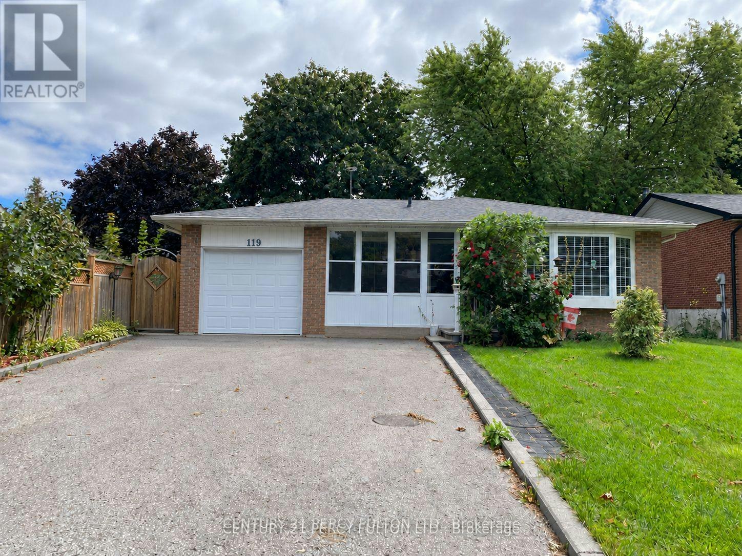 LOWER-119 Calais Street, Whitby, ON, L1N 5M3