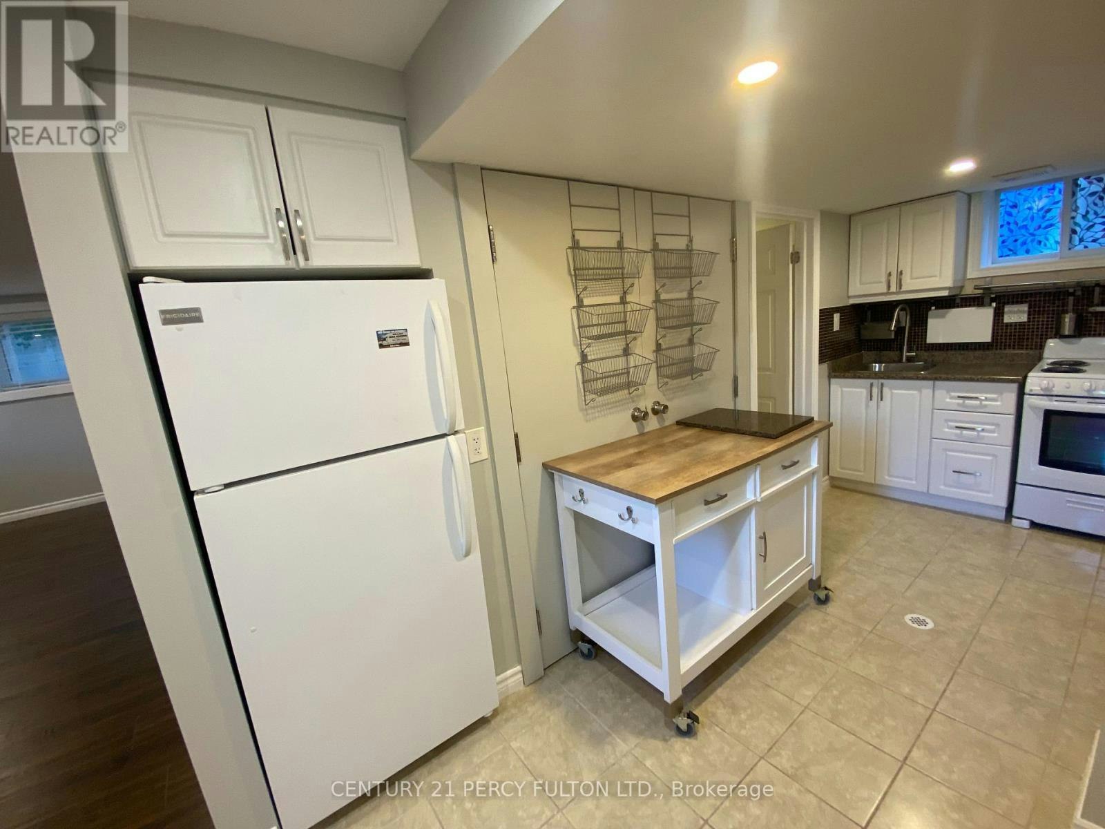 LOWER-119 Calais Street, Whitby, ON, L1N 5M3 - 9