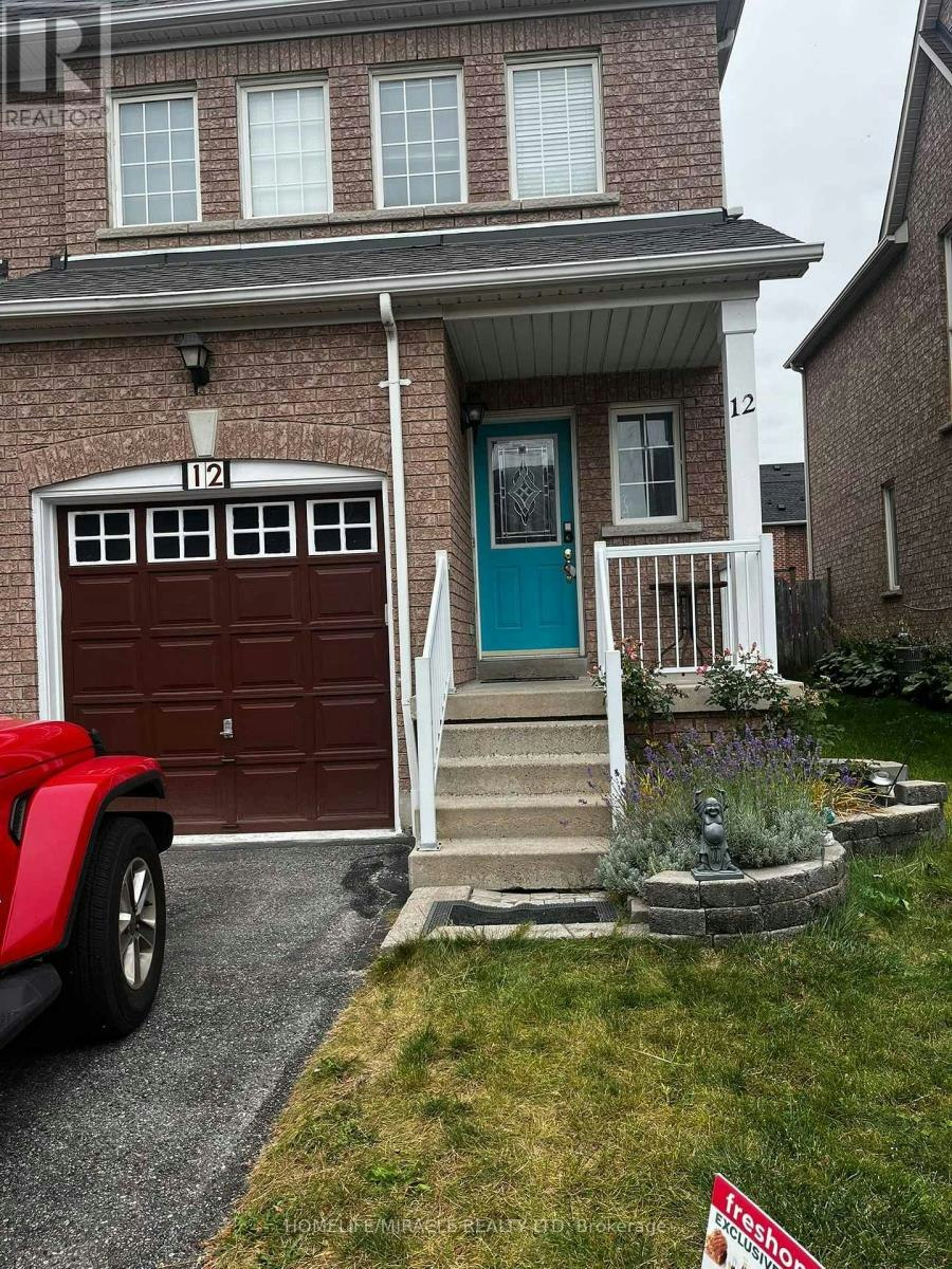 12 Gateway Court, Whitby, ON, L1R 3M9