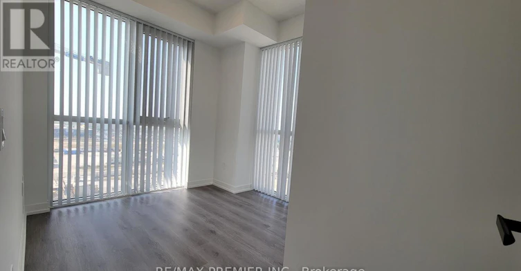 1012-28 Interchange Way, Vaughan, ON, L4K 0P8 - 14
