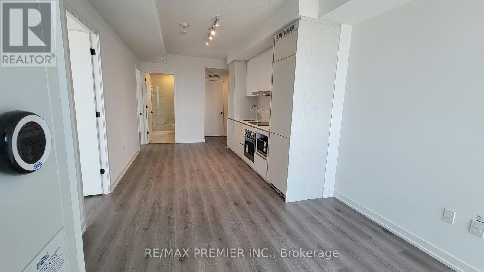 1012-28 Interchange Way, Vaughan, ON, L4K 0P8 - 10