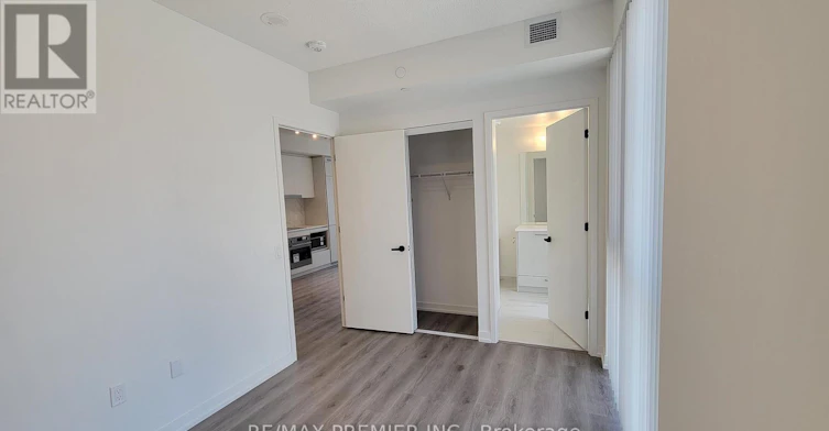 1012-28 Interchange Way, Vaughan, ON, L4K 0P8 - 21