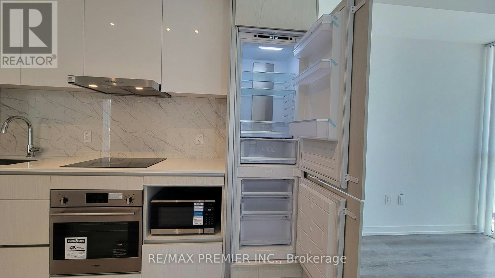 1012-28 Interchange Way, Vaughan, ON, L4K 0P8 - 12