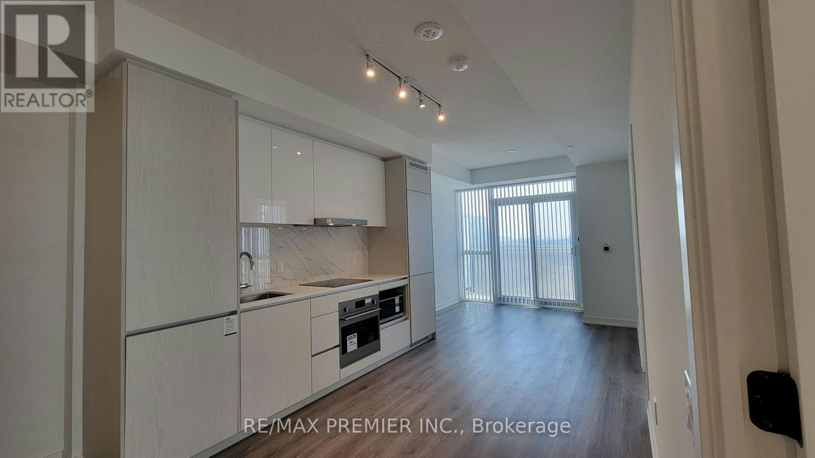 1012-28 Interchange Way, Vaughan, ON, L4K 0P8 - 7