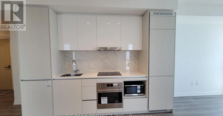 1012-28 Interchange Way, Vaughan, ON, L4K 0P8 - 8