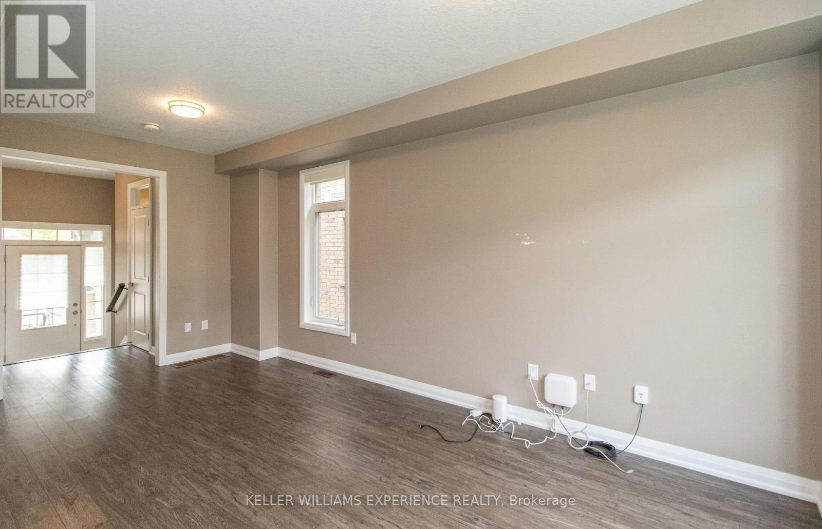55 Copperhill Heights, Barrie, ON, L9S 2Z4 - 8