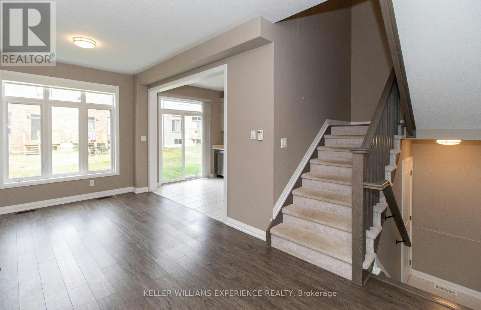 55 Copperhill Heights, Barrie, ON, L9S 2Z4 - 9