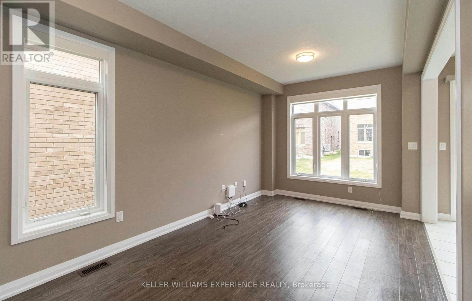 55 Copperhill Heights, Barrie, ON, L9S 2Z4 - 6