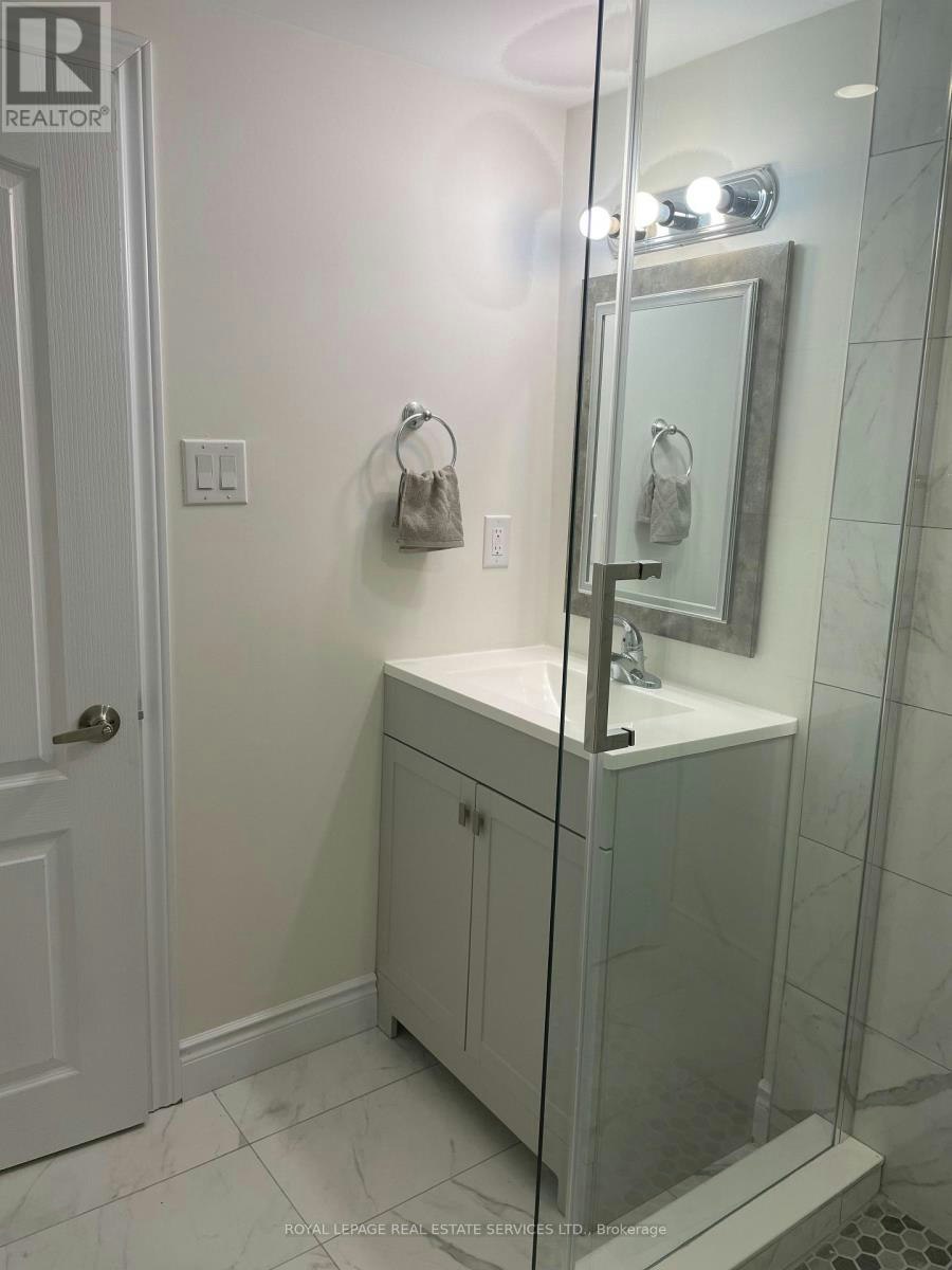 BSMT-5245 Alicante Street, Mississauga, ON, L5V 1S9 - 14
