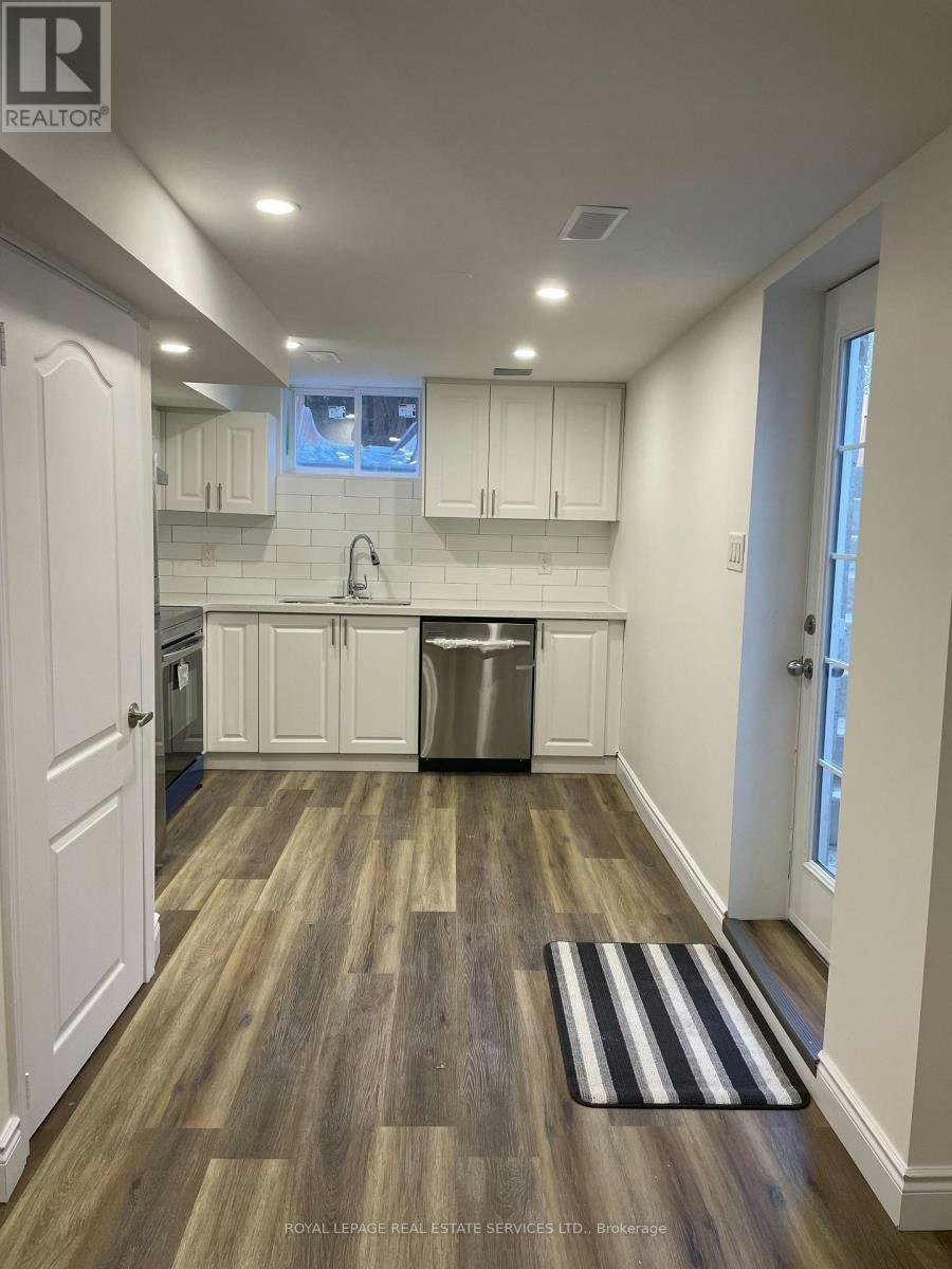 BSMT-5245 Alicante Street, Mississauga, ON, L5V 1S9 - 5