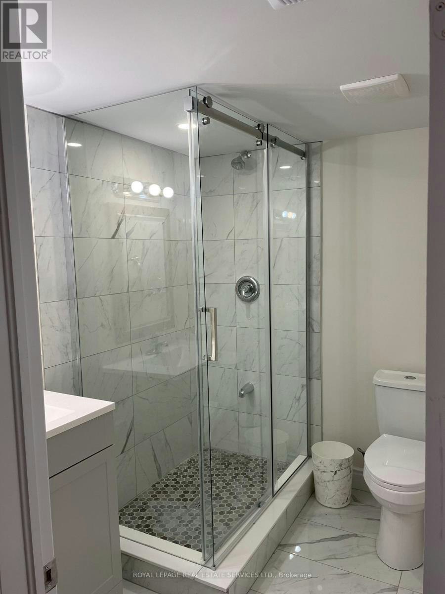 BSMT-5245 Alicante Street, Mississauga, ON, L5V 1S9 - 13