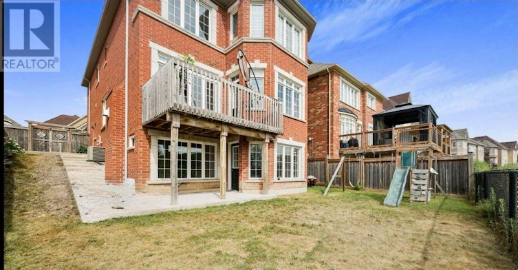 BSMT-18 Tysonville Circle, Brampton, ON, L7A 4B5 - 2