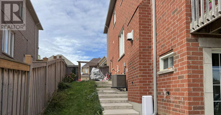 BSMT-18 Tysonville Circle, Brampton, ON, L7A 4B5 - 11
