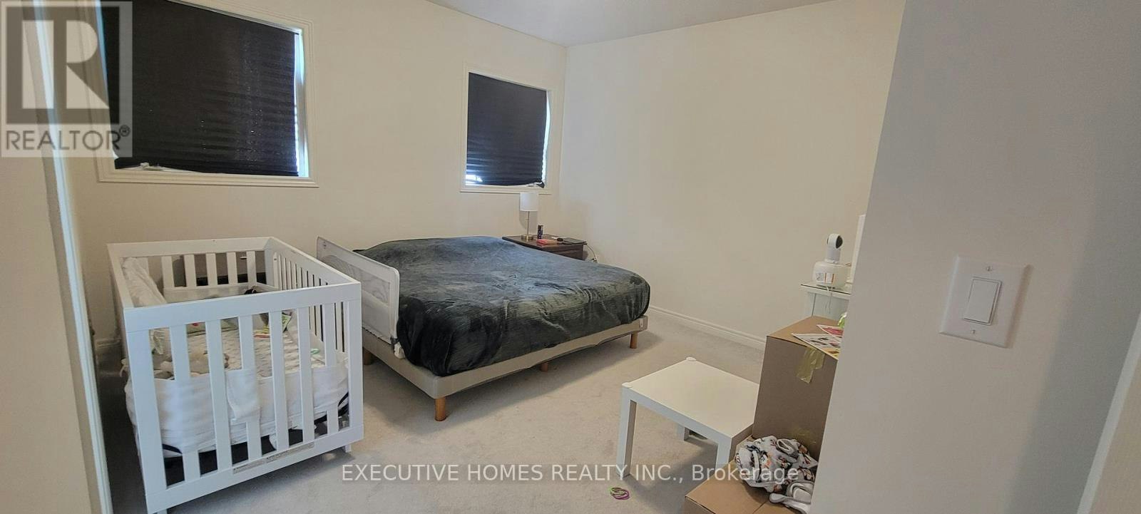 282 Great Falls Boulevard, Hamilton, ON, L8B 1Z5 5