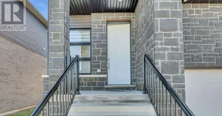 121 Sebastian Street, Blue Mountains, ON, N0H 1J0 - 3
