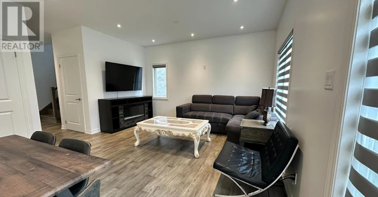 121 Sebastian Street, Blue Mountains, ON, N0H 1J0 - 7