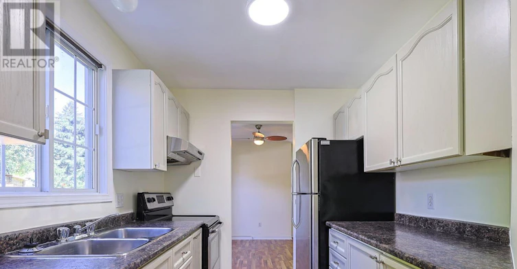 11 Willver Drive, St. Catharines, ON, L2M 7Y1 - 10