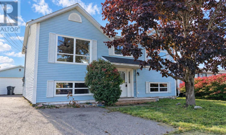14 Crescent Drive