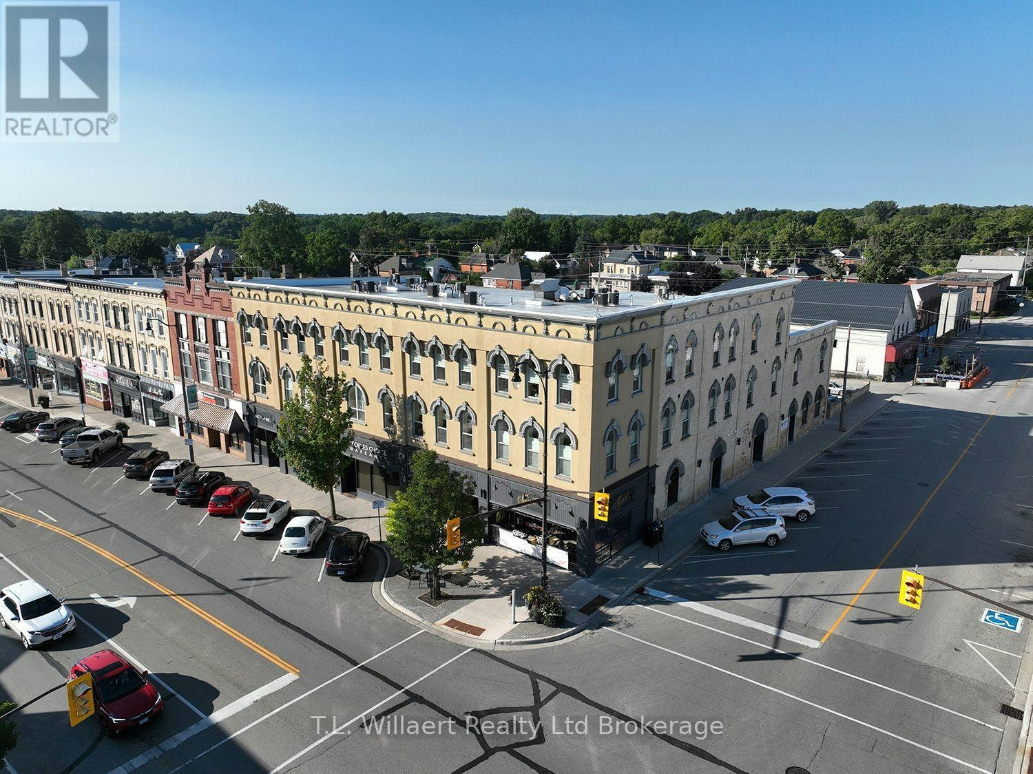 202-17 Brock Street W, Tillsonburg, ON, N4G 2A3 - 7
