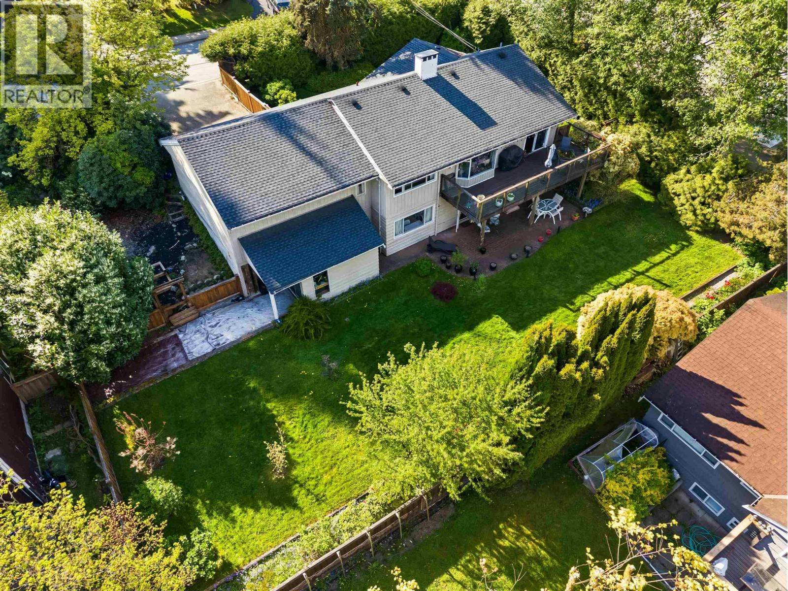 998 Fairway Drive, North Vancouver, BC, V7G 1L8