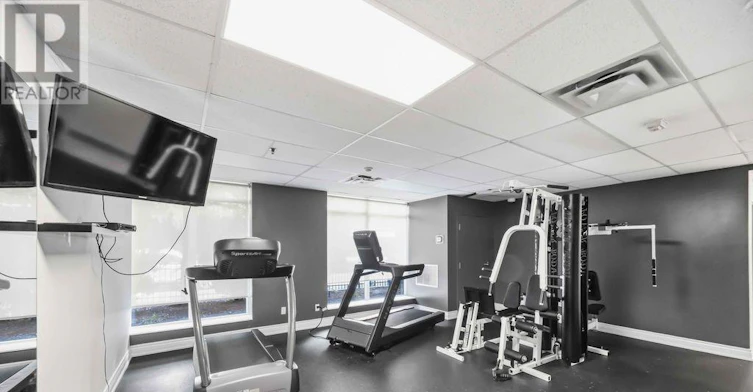 203-140 Bathurst Avenue, Toronto, ON, M5V 3N8 - 15
