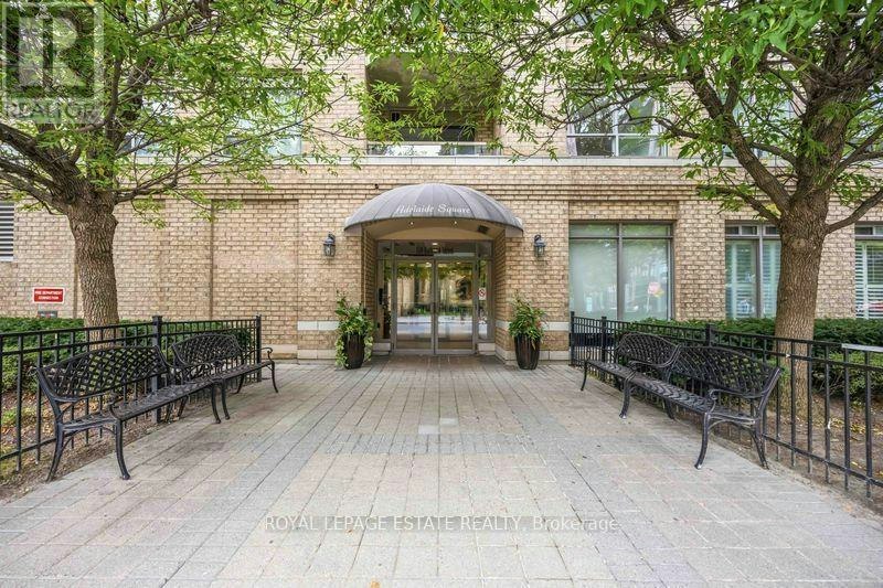 203-140 Bathurst Avenue, Toronto, ON, M5V 3N8 - 10