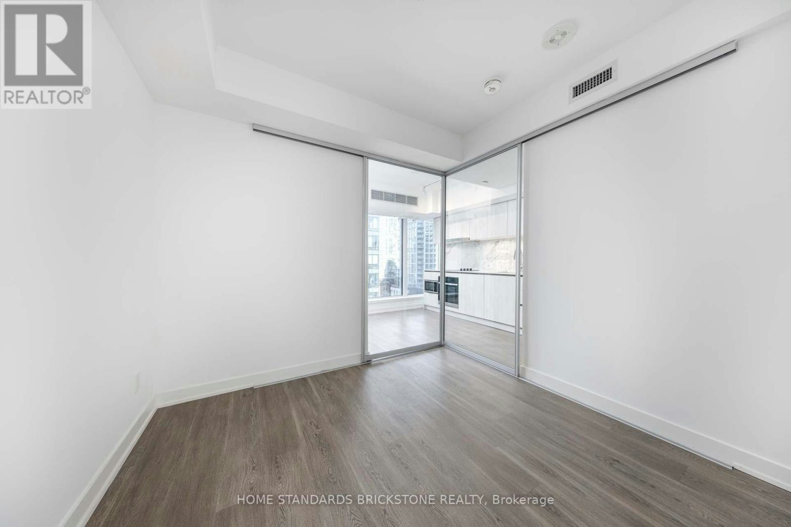 1205-8 Wellesley Street W, Toronto, ON, M4Y 0J5 - 15