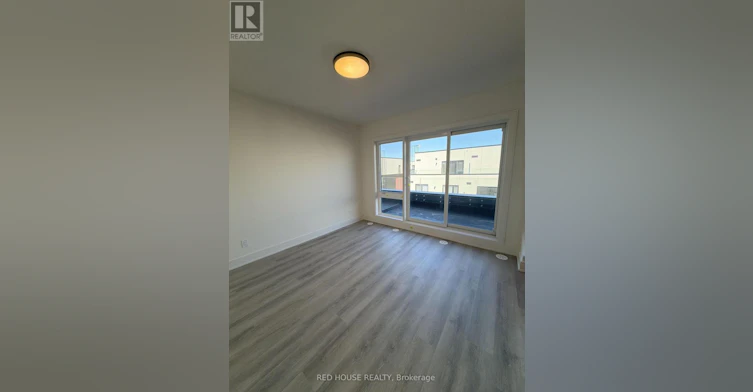 240 Ellis Avenue, St. Catharines, ON, L2P 0H2 - 21