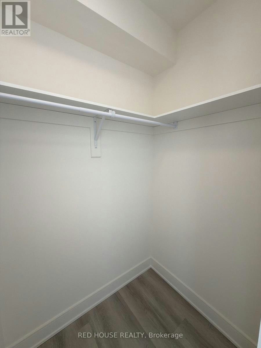 240 Ellis Avenue, St. Catharines, ON, L2P 0H2 - 35