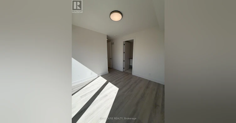240 Ellis Avenue, St. Catharines, ON, L2P 0H2 - 33