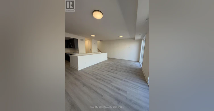 240 Ellis Avenue, St. Catharines, ON, L2P 0H2 - 10