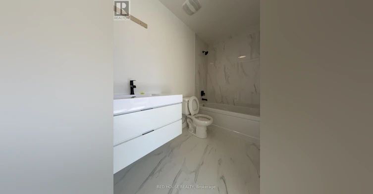 240 Ellis Avenue, St. Catharines, ON, L2P 0H2 - 34